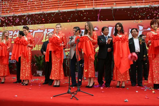 國(guó)富縱橫助力制造藍(lán)鳥與商業(yè)藍(lán)鳥比翼雙飛